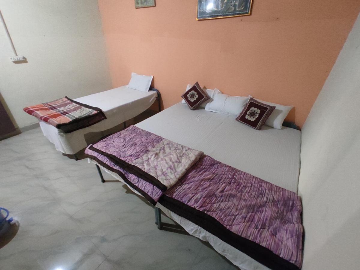 Superinn Home Stay& Guest House อัครา ภายนอก รูปภาพ