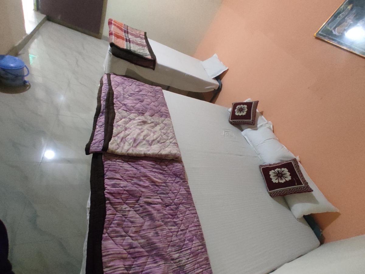 Superinn Home Stay& Guest House อัครา ภายนอก รูปภาพ