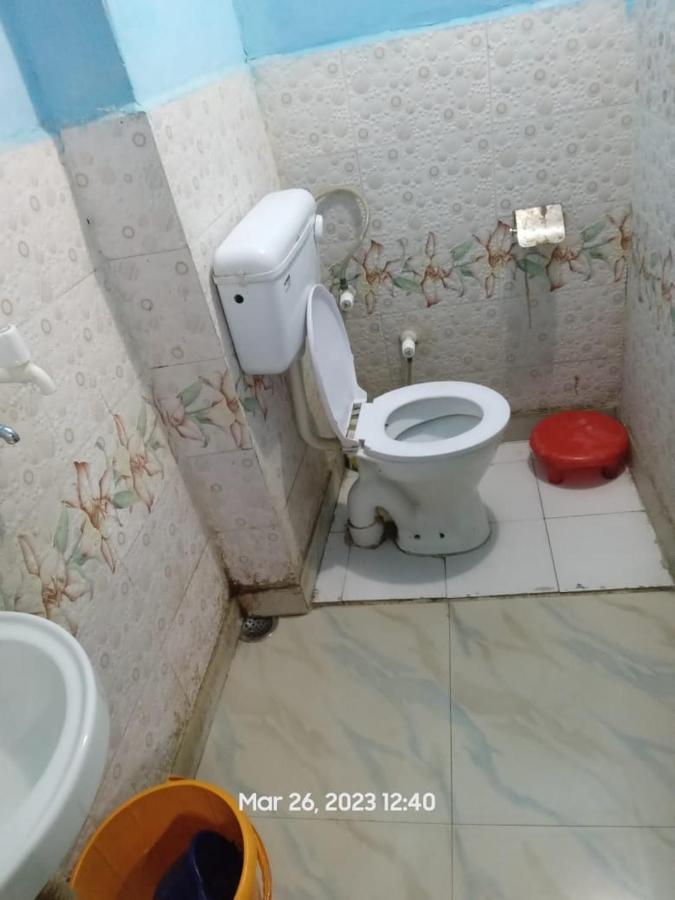 Superinn Home Stay& Guest House อัครา ภายนอก รูปภาพ