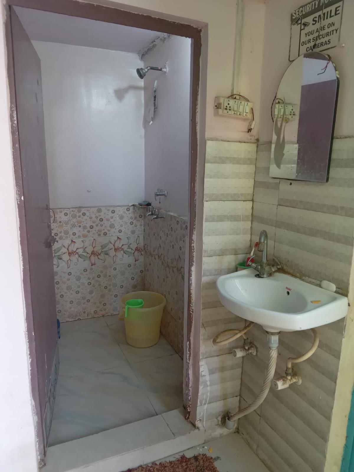 Superinn Home Stay& Guest House อัครา ภายนอก รูปภาพ